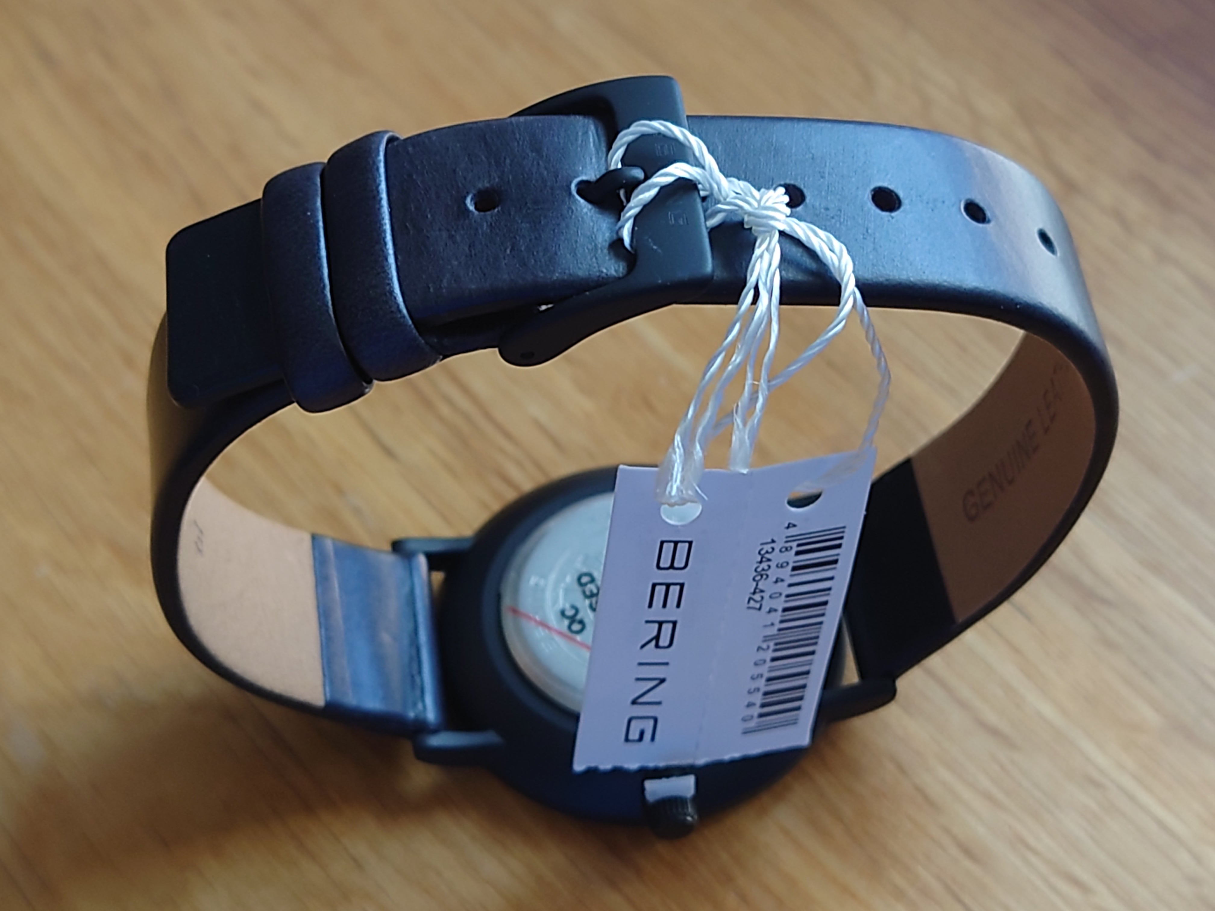 BERING Classic "Mat Black" Minimalist Design Watch - 1stMobile.UK