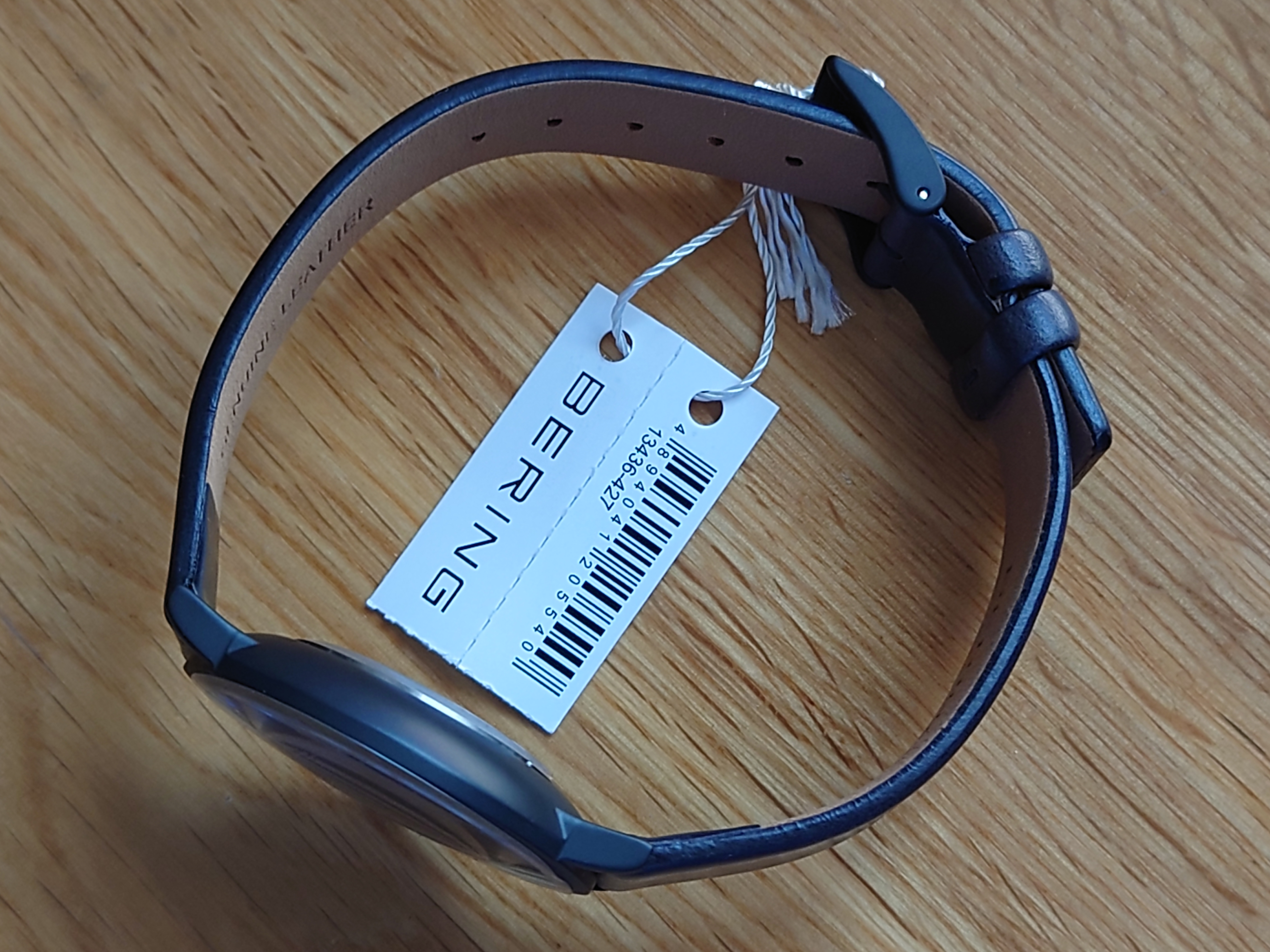 BERING Classic "Mat Black" Minimalist Design Watch - 1stMobile.UK